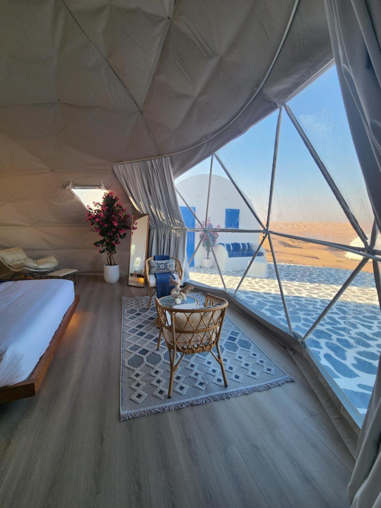 Отель Bubbles Domes Private Cmp Al Wasil Номер фото